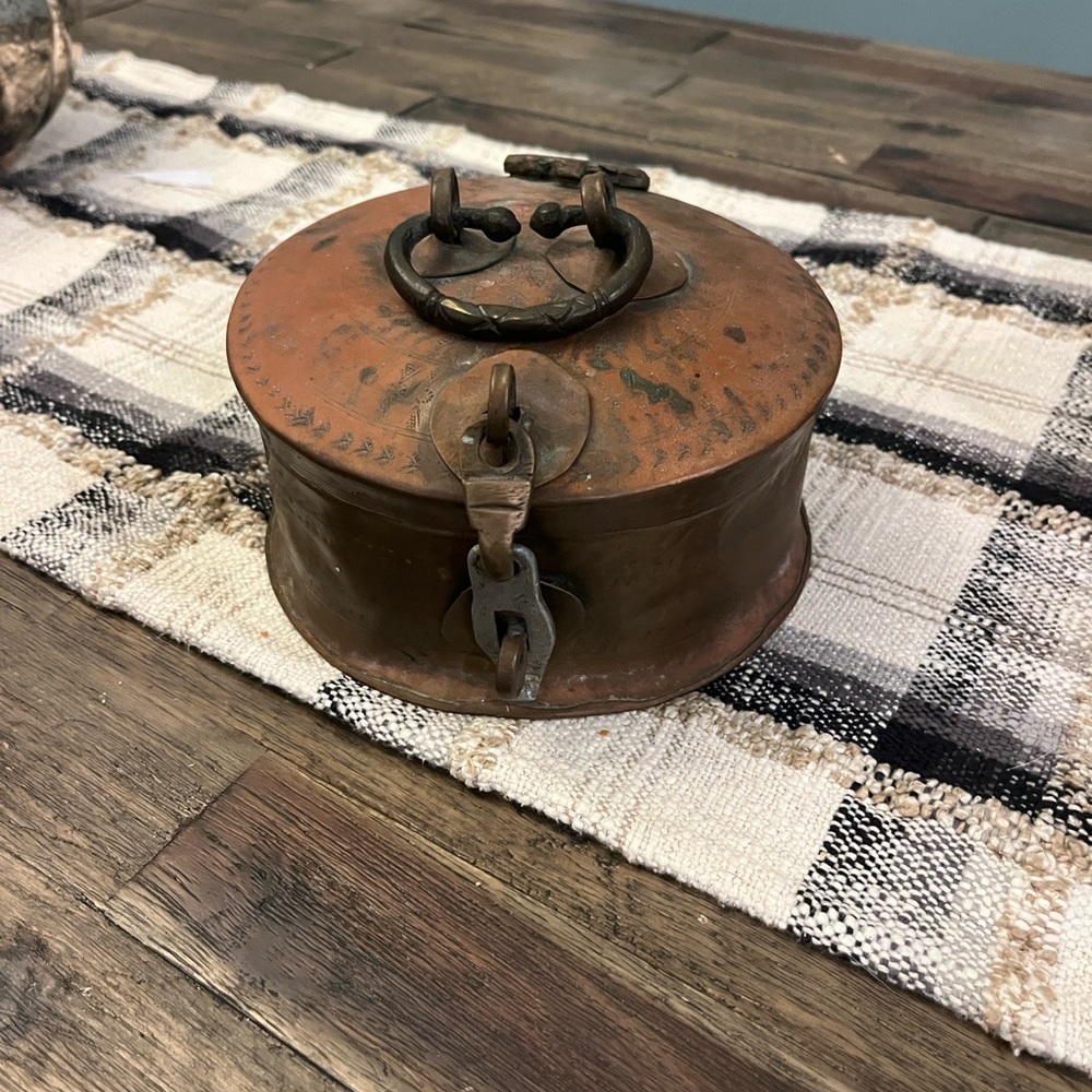 Antique Chapati Copper India Betel Box - Picture 3 of 17